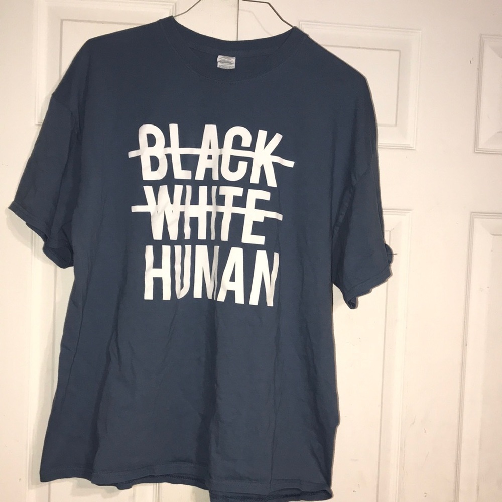Men’s (or Unisex) Gildan Tee